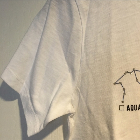 J. Crew Mercantile Tee - Picture 4 of 4